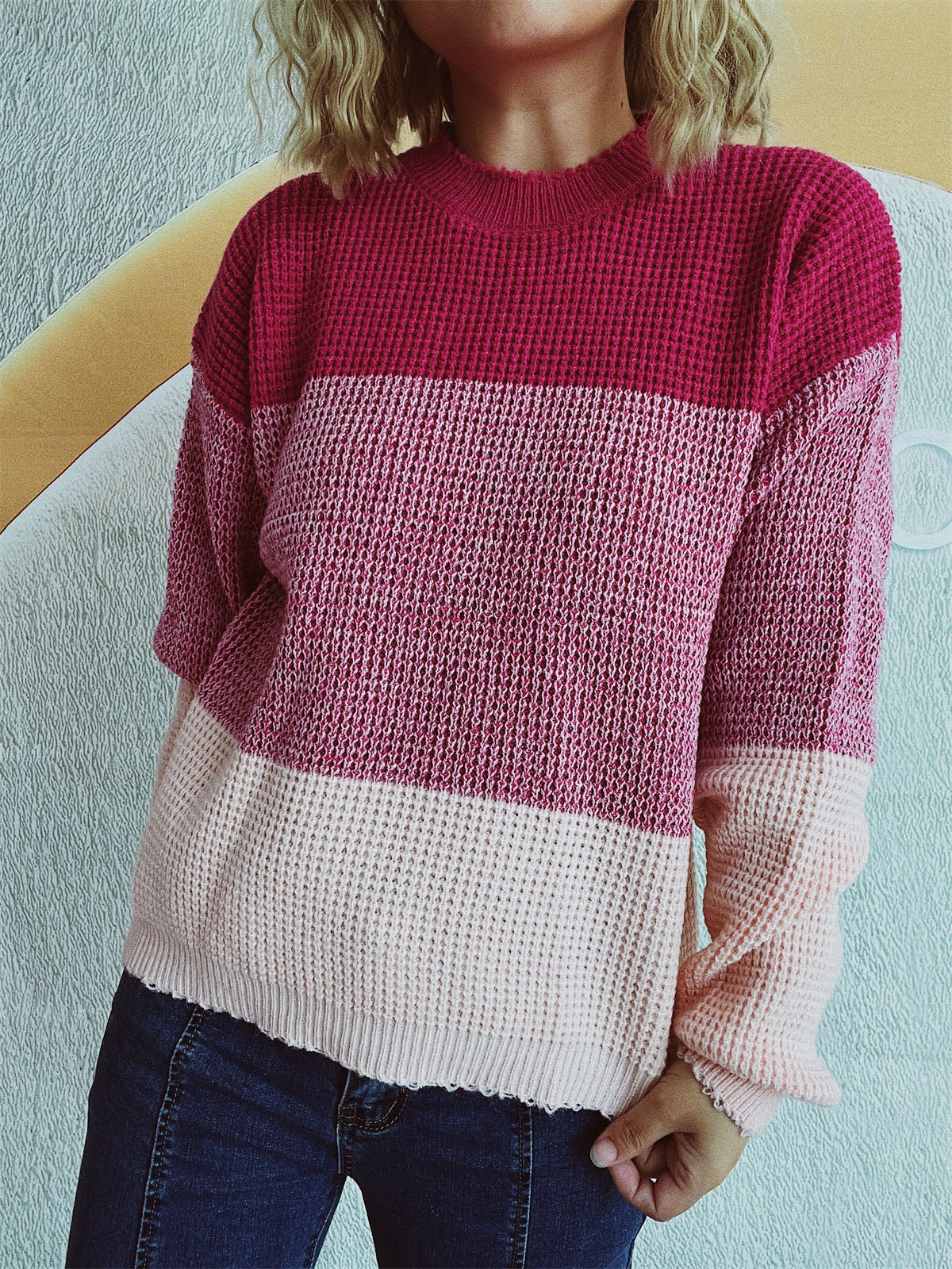 Emilie | Long sleeve sweater with a color block design