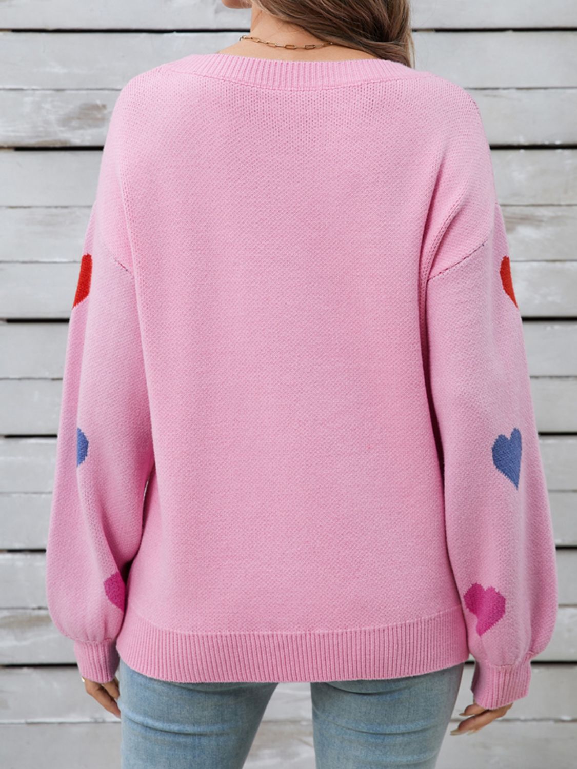 Ulla | Heart-shaped, long-sleeved crew neck sweater