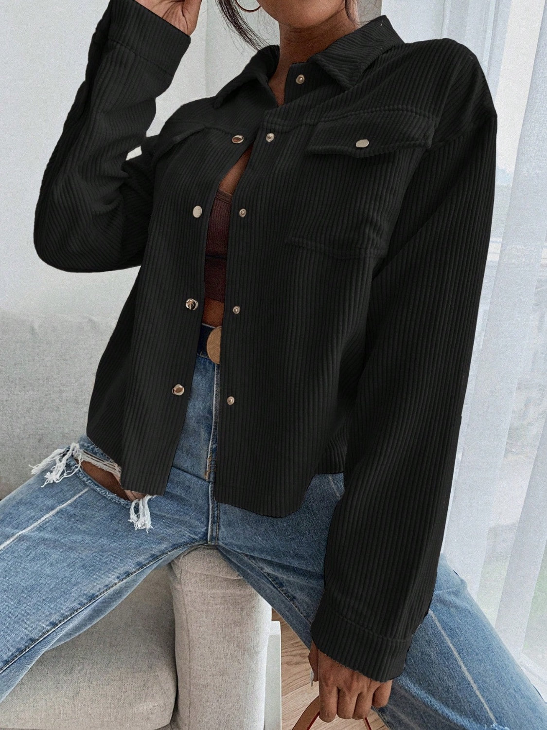 Estefanía | Honey colored down jacket with pockets and collar and snap fasteners