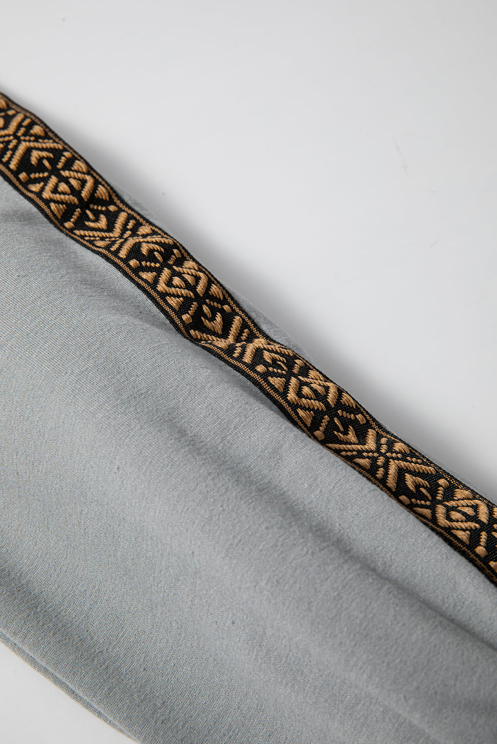 Gloria | Classic and elegant winter cardigan