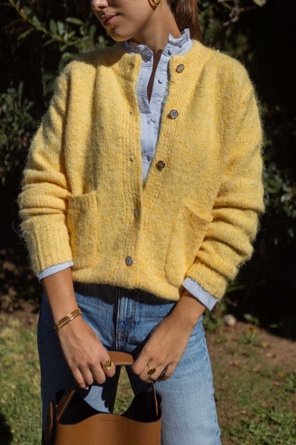 Corina | Classic and comfortable winter cardigan