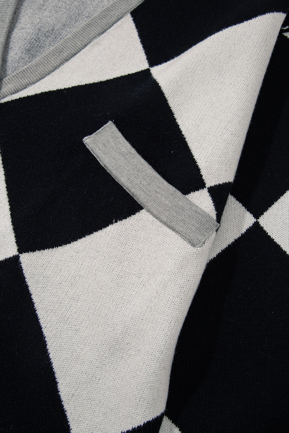 Monica| Casual and fashionable winter cardigan