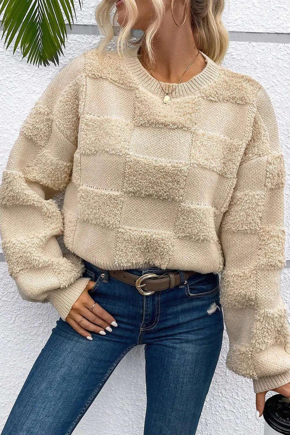 Monique | Checked sweater with a crew neck and dropped shoulders
