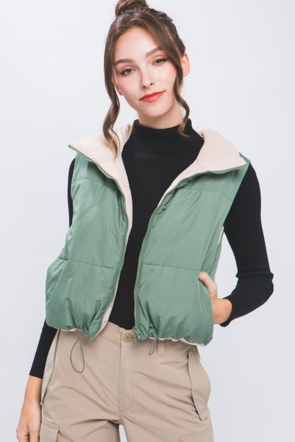 Lina | Cropped, reversible zip-up vest from Love Tree