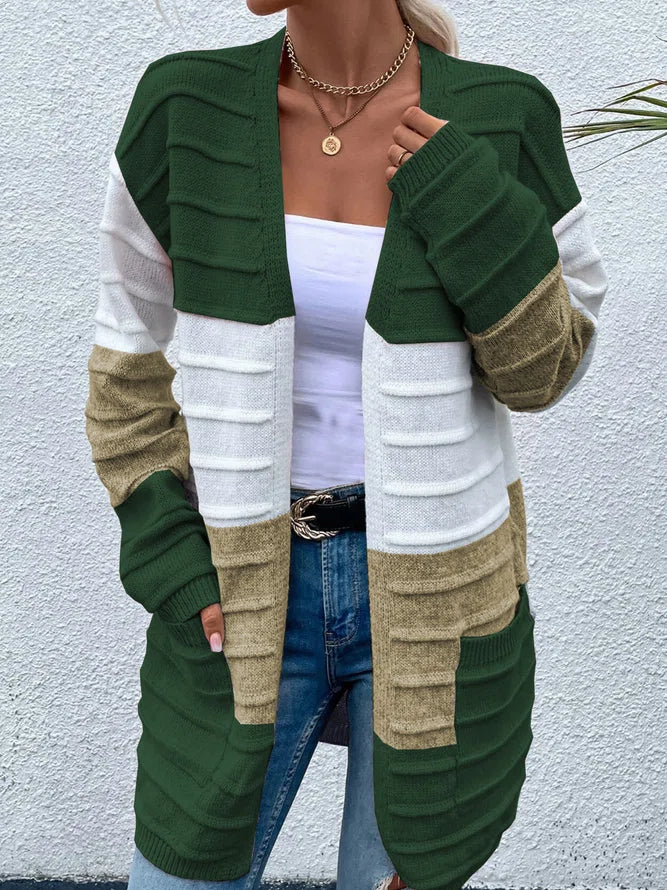 Victoria | Casual and effortless winter garment
