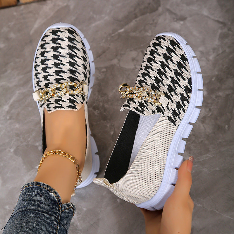 Renata® | Fashion Houndstooth Print Chain Mesh Shoes
