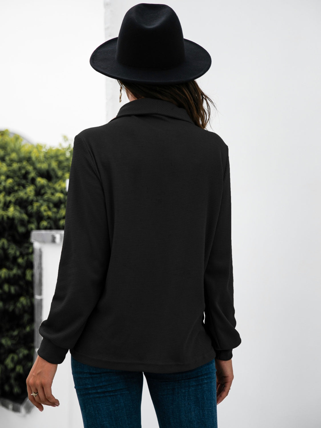 Renee | Half button t-shirt with long sleeves