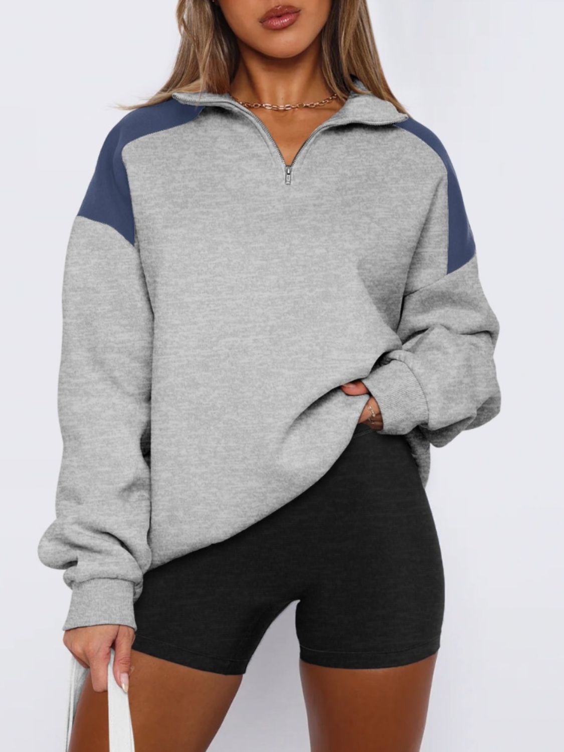 Regine | Long sleeve sweatshirt with contrast quarter zip
