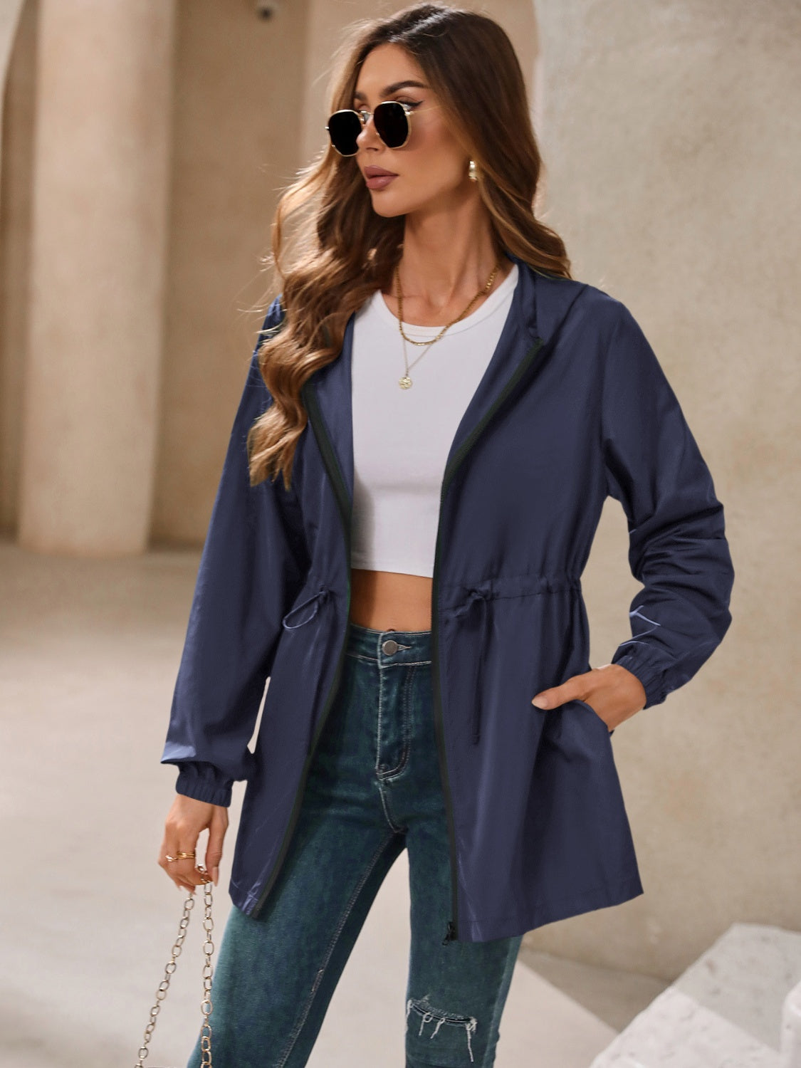 Elvira | Waterproof, long-sleeved outdoor windbreaker with hood