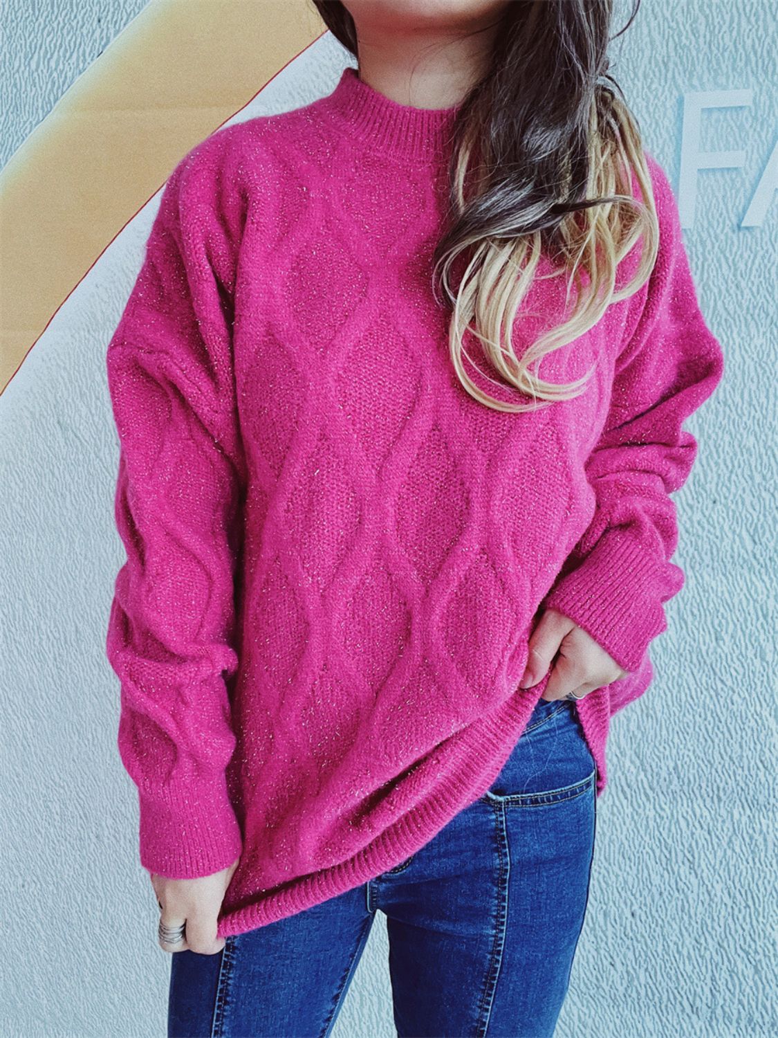 Laura | Diamond sweater with a crew neck and long sleeves