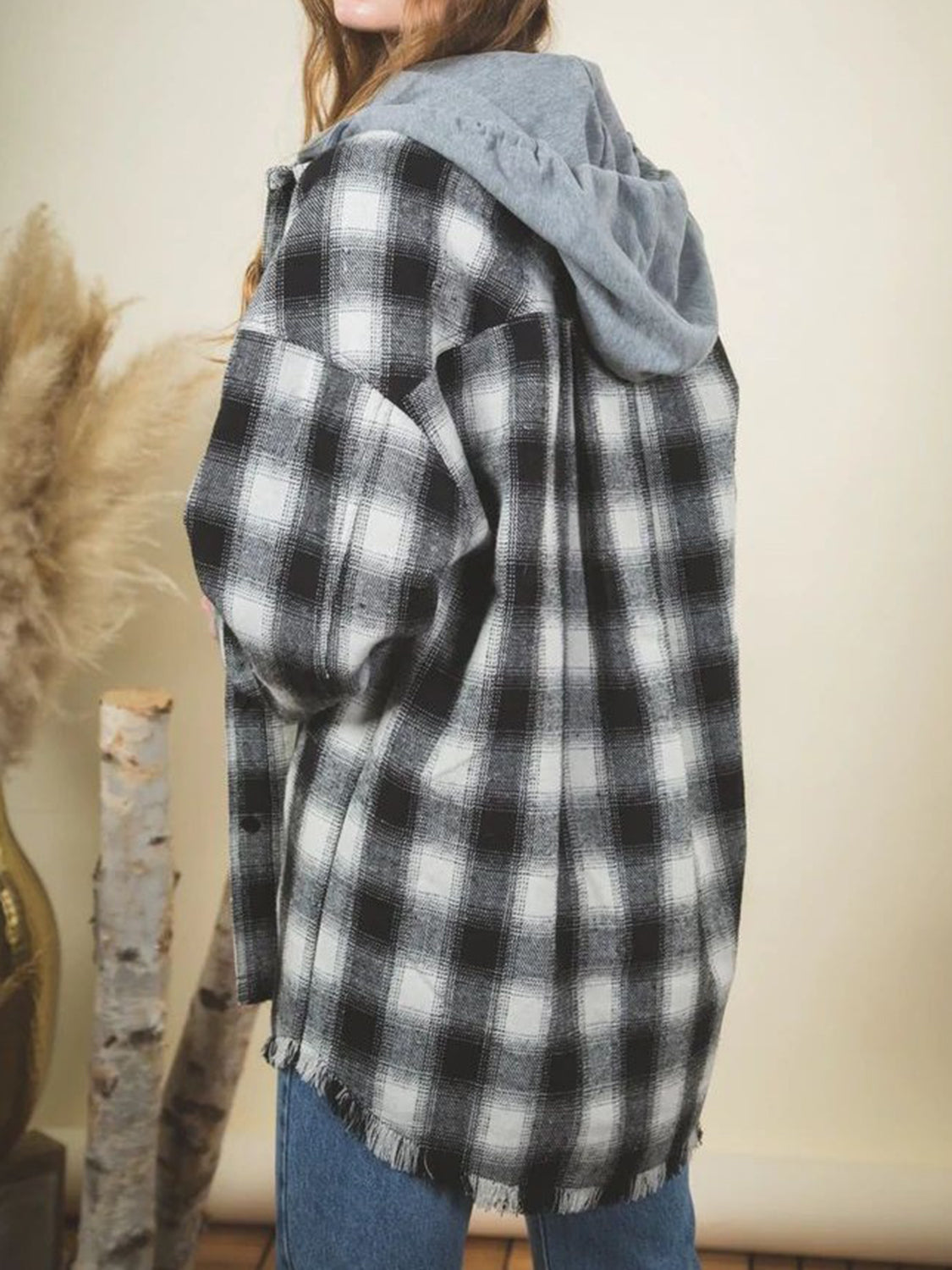 Carmen | Checked long sleeve hooded jacket with raw hem