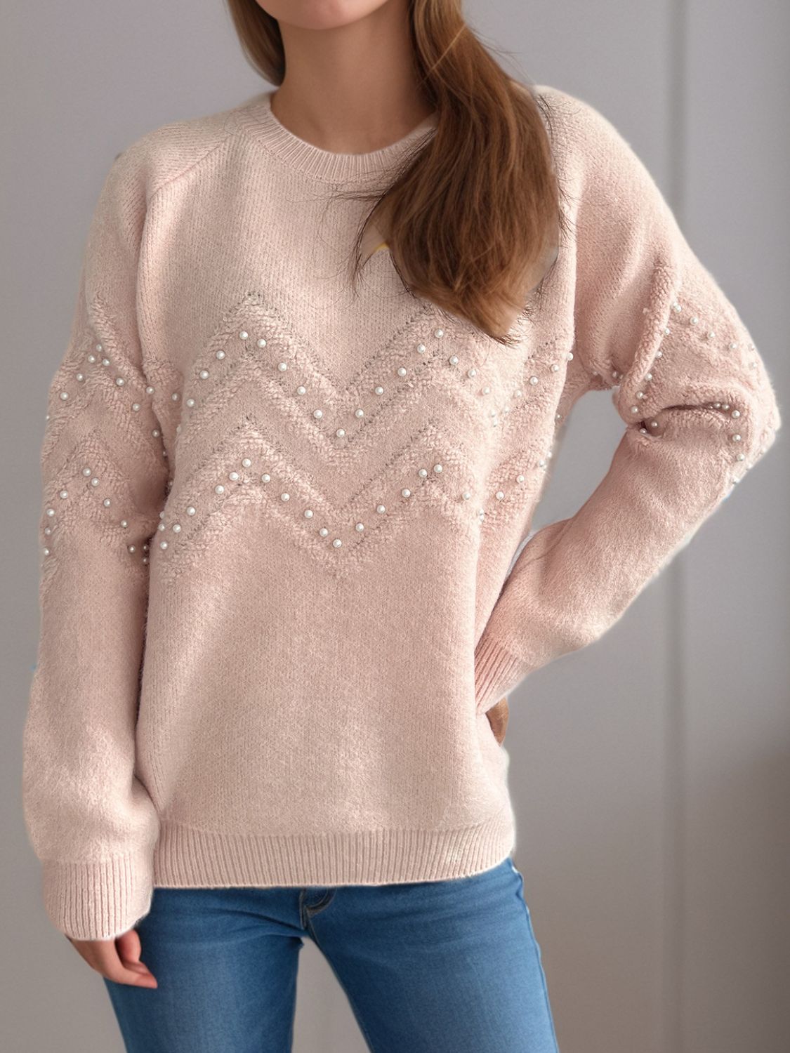 Concepcion | Round neck sweater with raglan sleeves and pearl trim