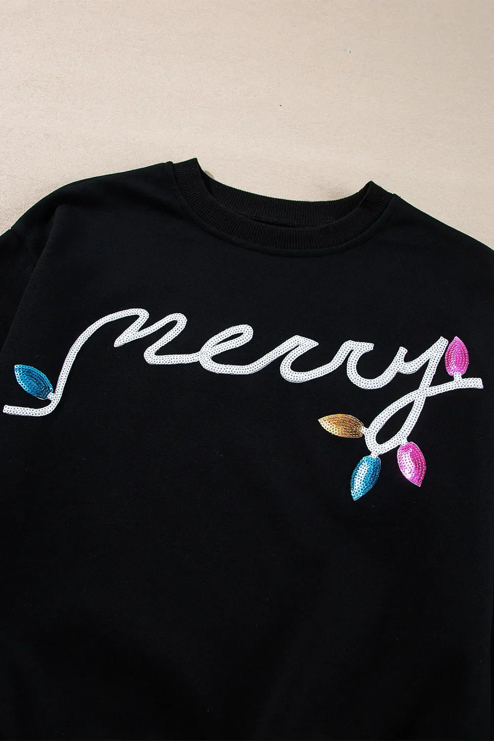 Noelia | MERRY sequined crew neck long sleeve top and shorts set