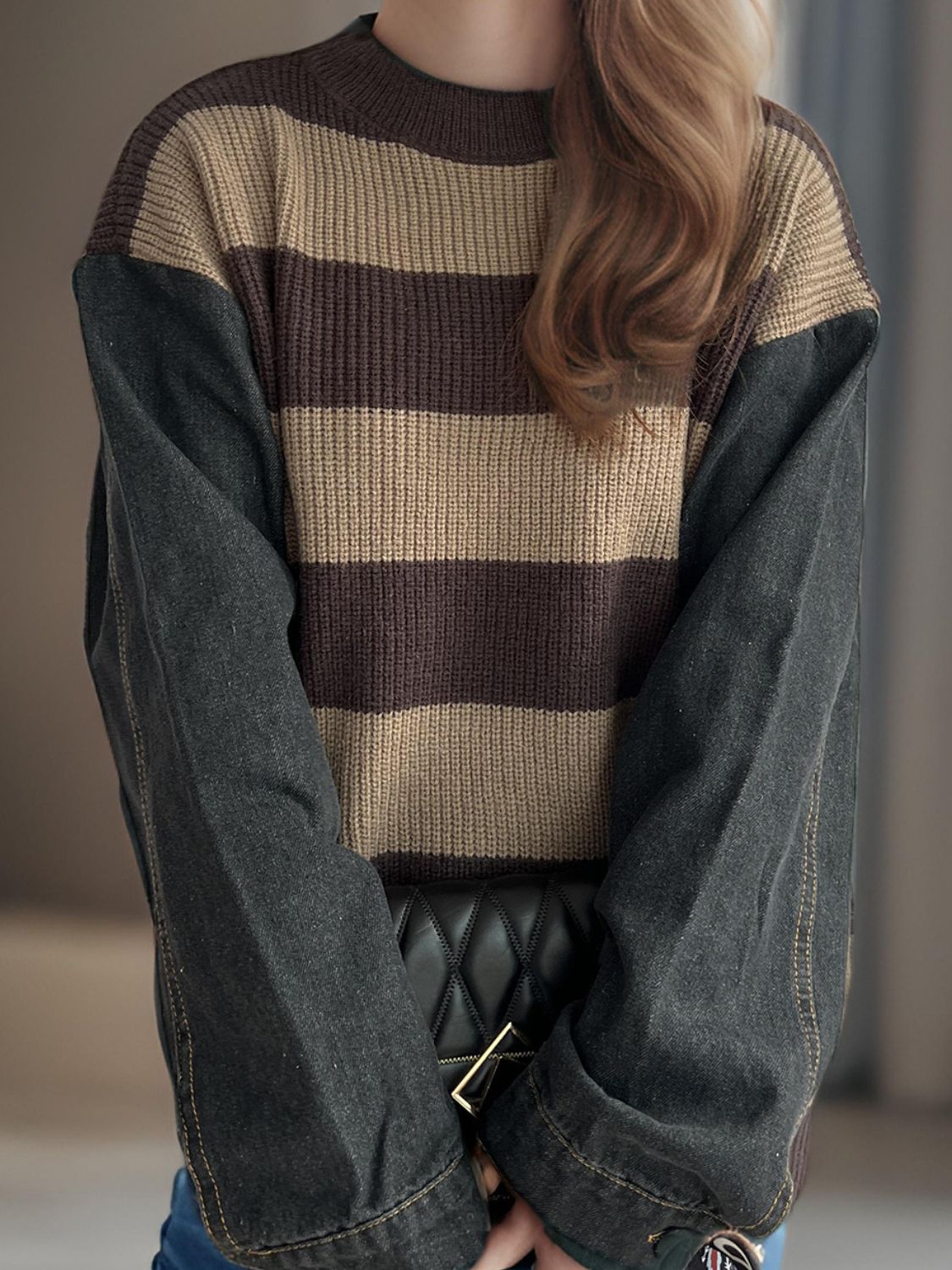 Johana | Contrasting long-sleeved sweater with a crew neck