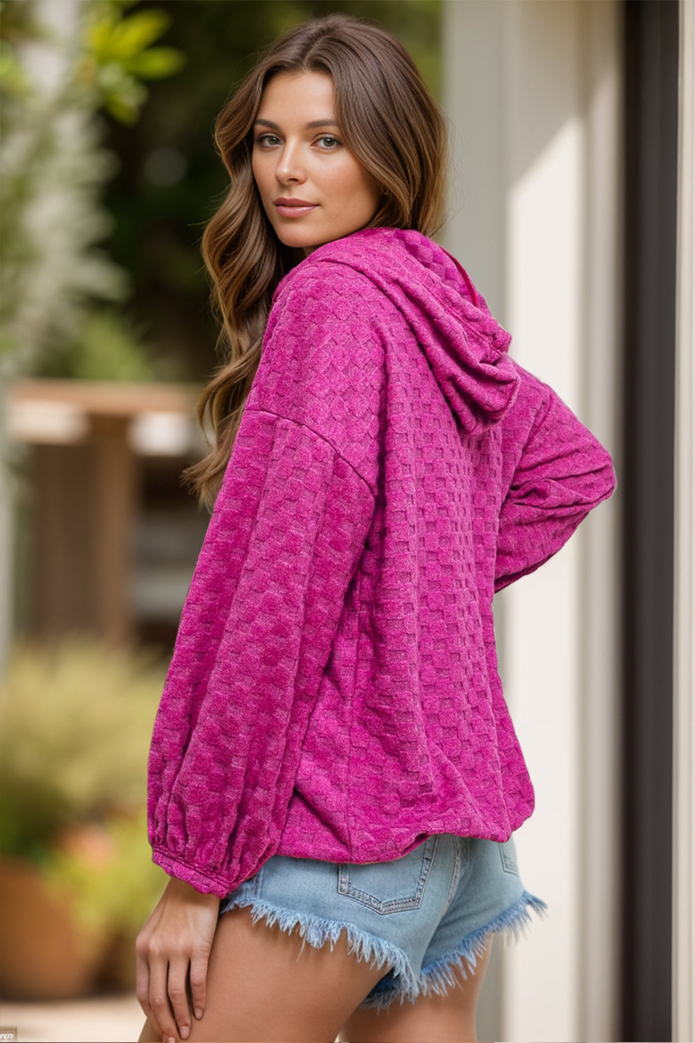 Giorgia | Long sleeve hoodie with drawstring and dropped shoulders