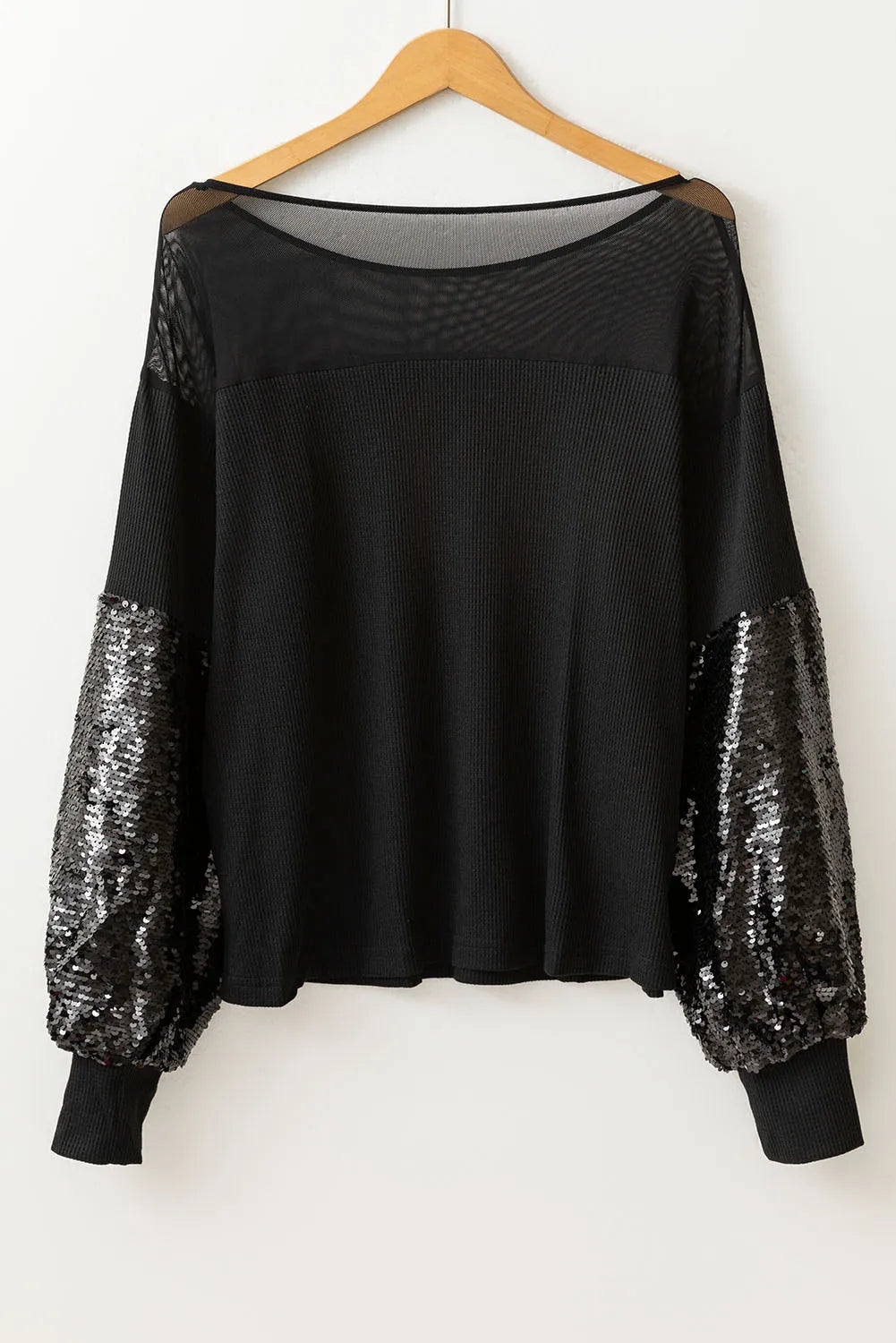 Ingrid | Long-sleeved blouse with sequins and a boat neckline