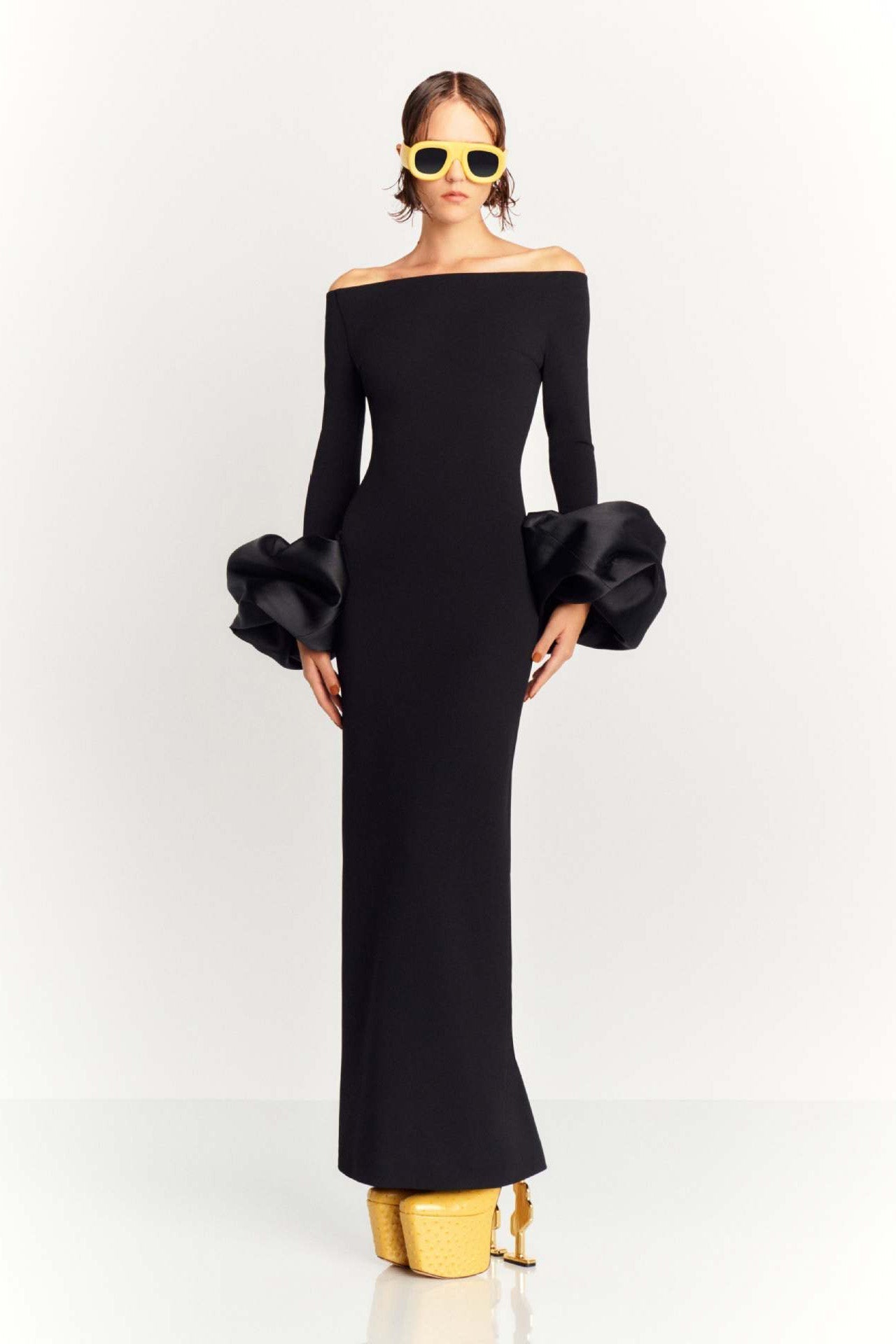 Mariana® | Solid-Colored Lantern-Sleeve Dress