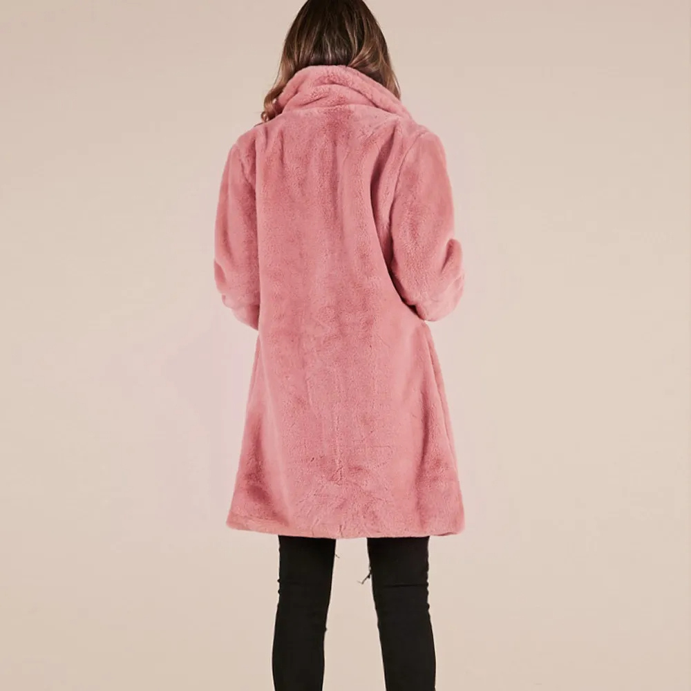 Nina | Fashionable and minimalist winter garment