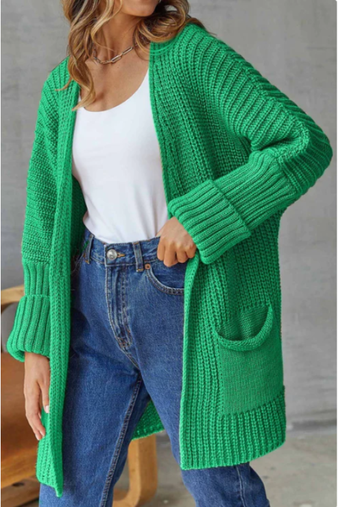 Dominique | Modern and versatile winter cardigan