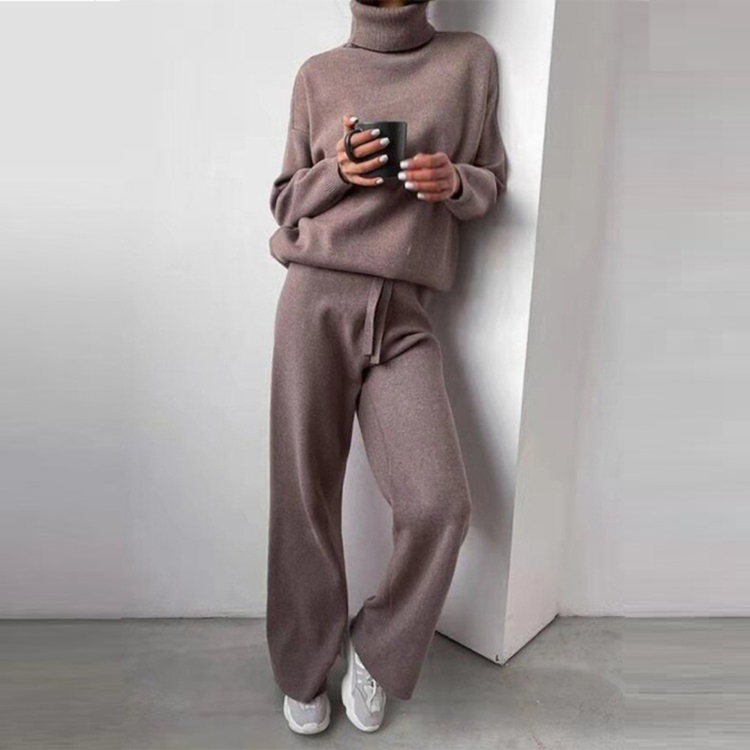 Jazmin | Elegant set with sweater