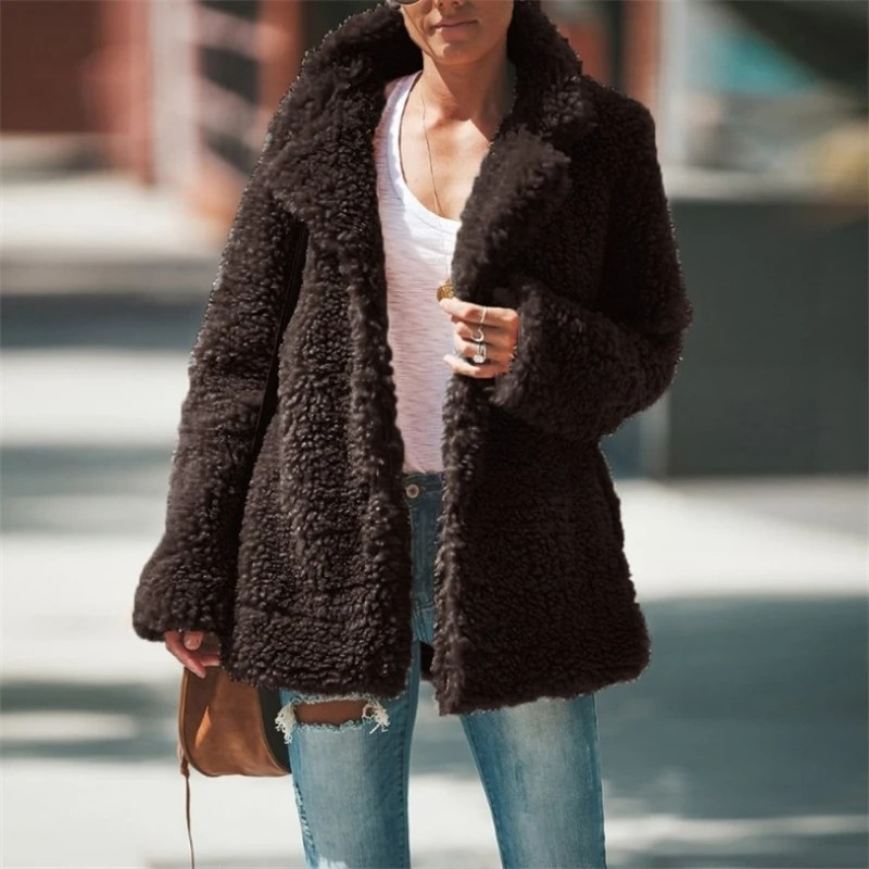 Ariadna | Timeless and elegant winter clothing