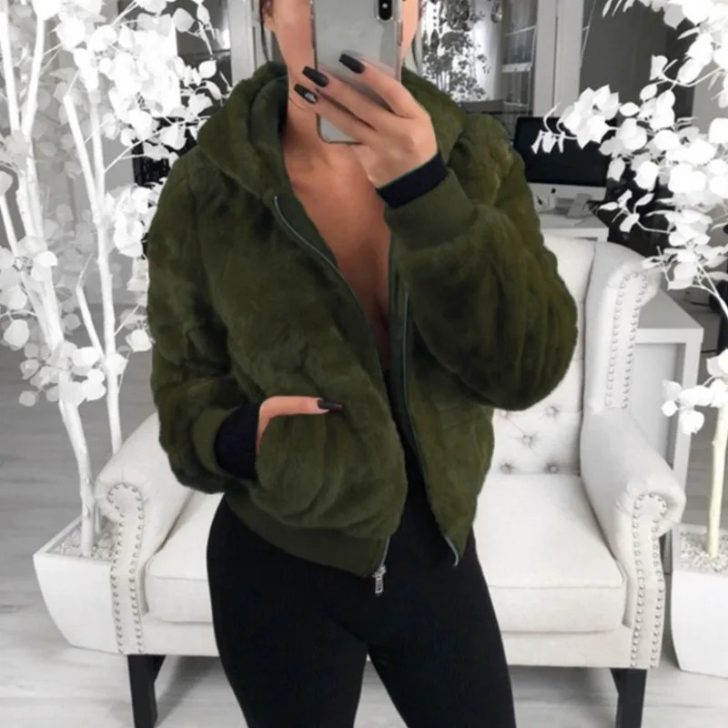 Eva | Classic and elegant winter garment