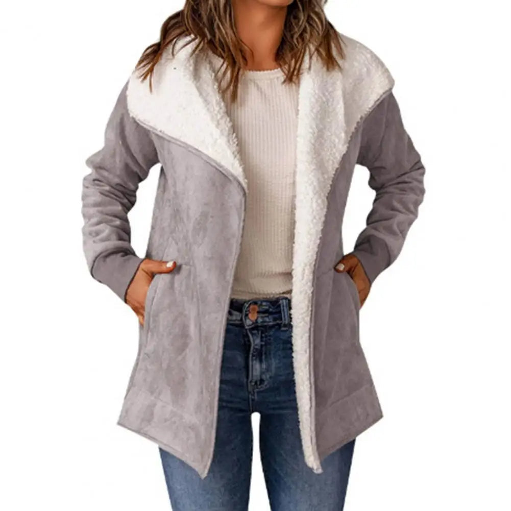 Matilde | Luxurious plush coat: Winter Edition