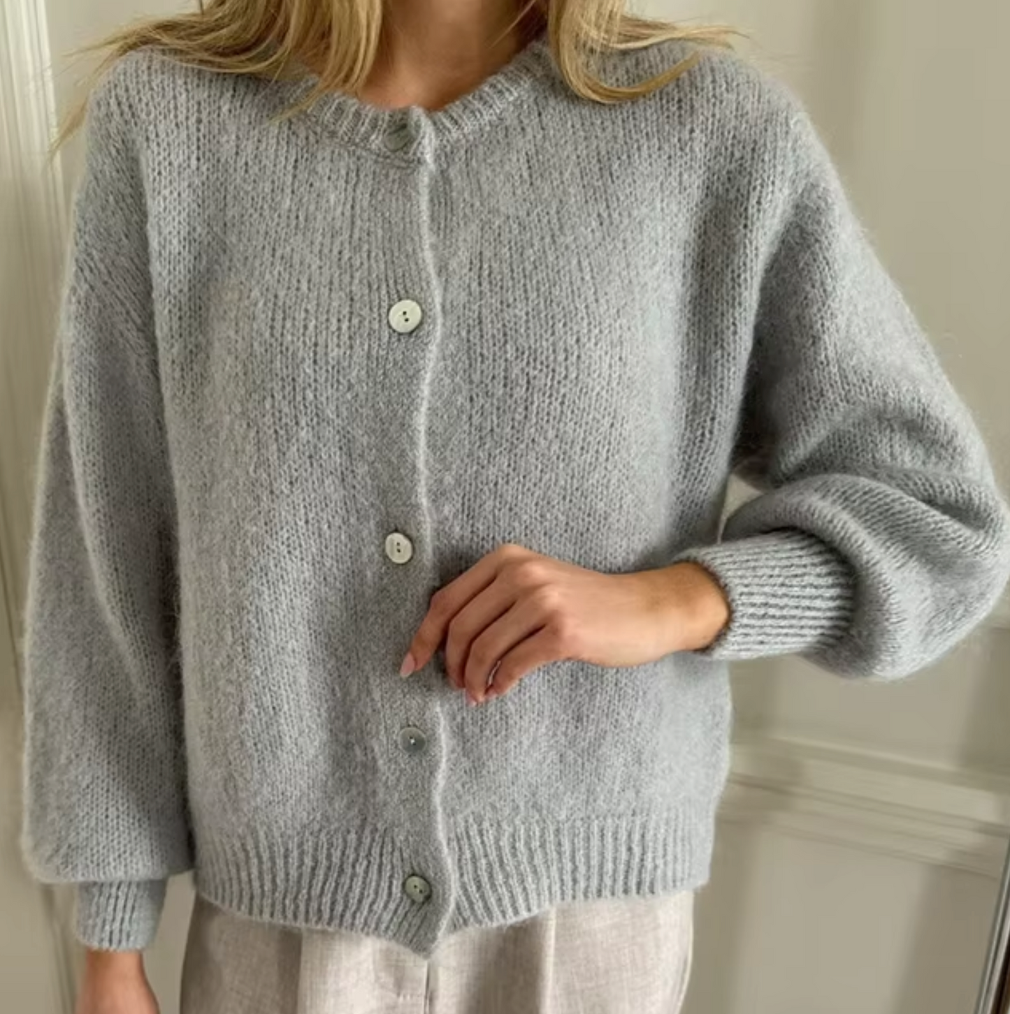Paz | Cardigan with button placket
