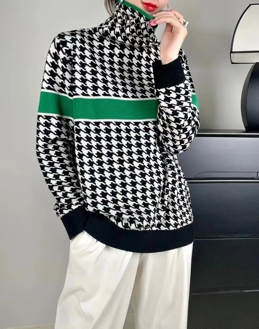 Mara | Elegant turtleneck sweater
