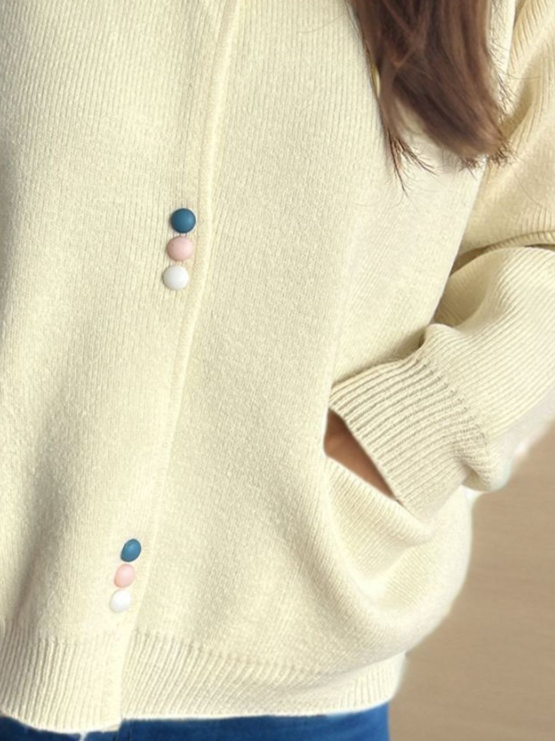 Eulalia | Long sleeve cardigan with buttons and pockets