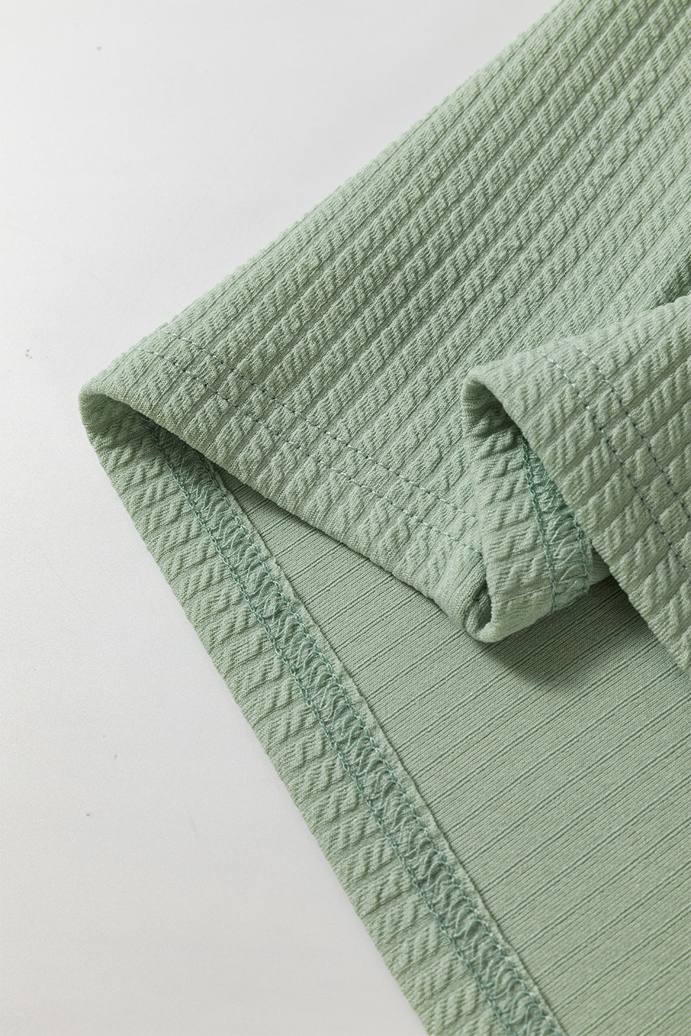 Pilar | Simple and stylish winter top