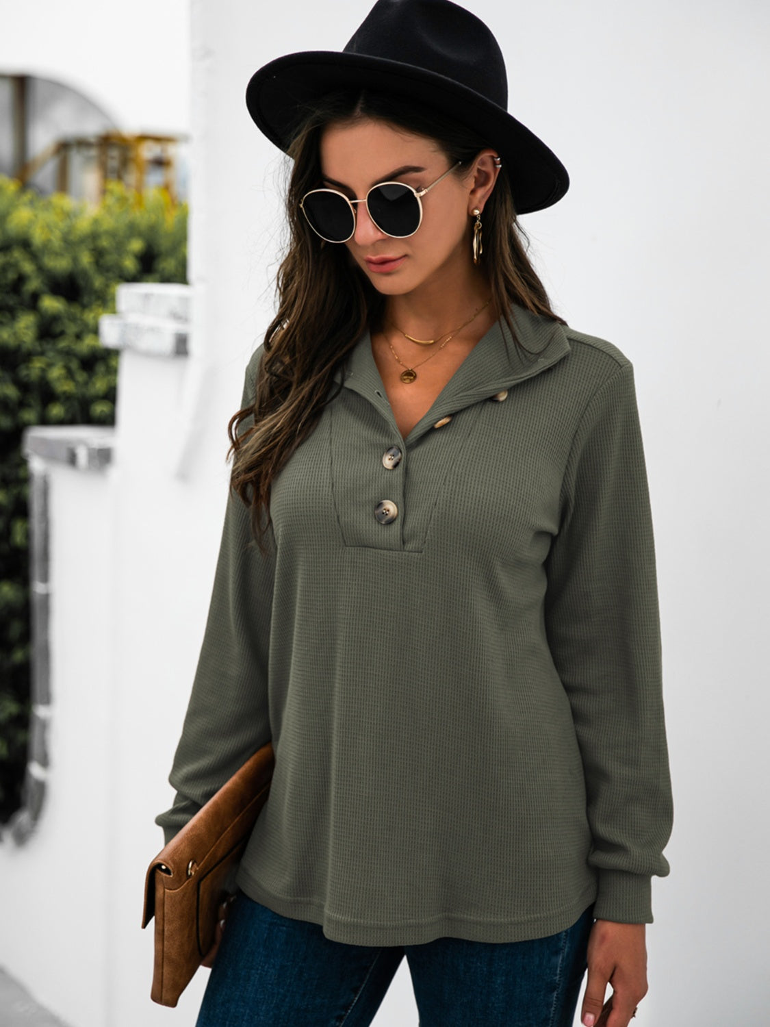 Renee | Half button t-shirt with long sleeves