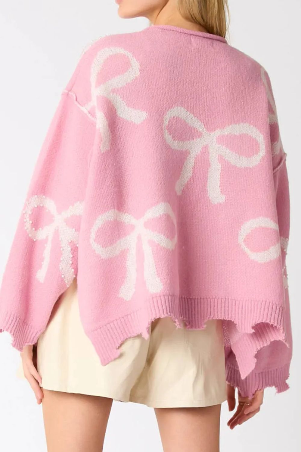 Yessica | Long-sleeved crew neck sweater with pearl detail and bow
