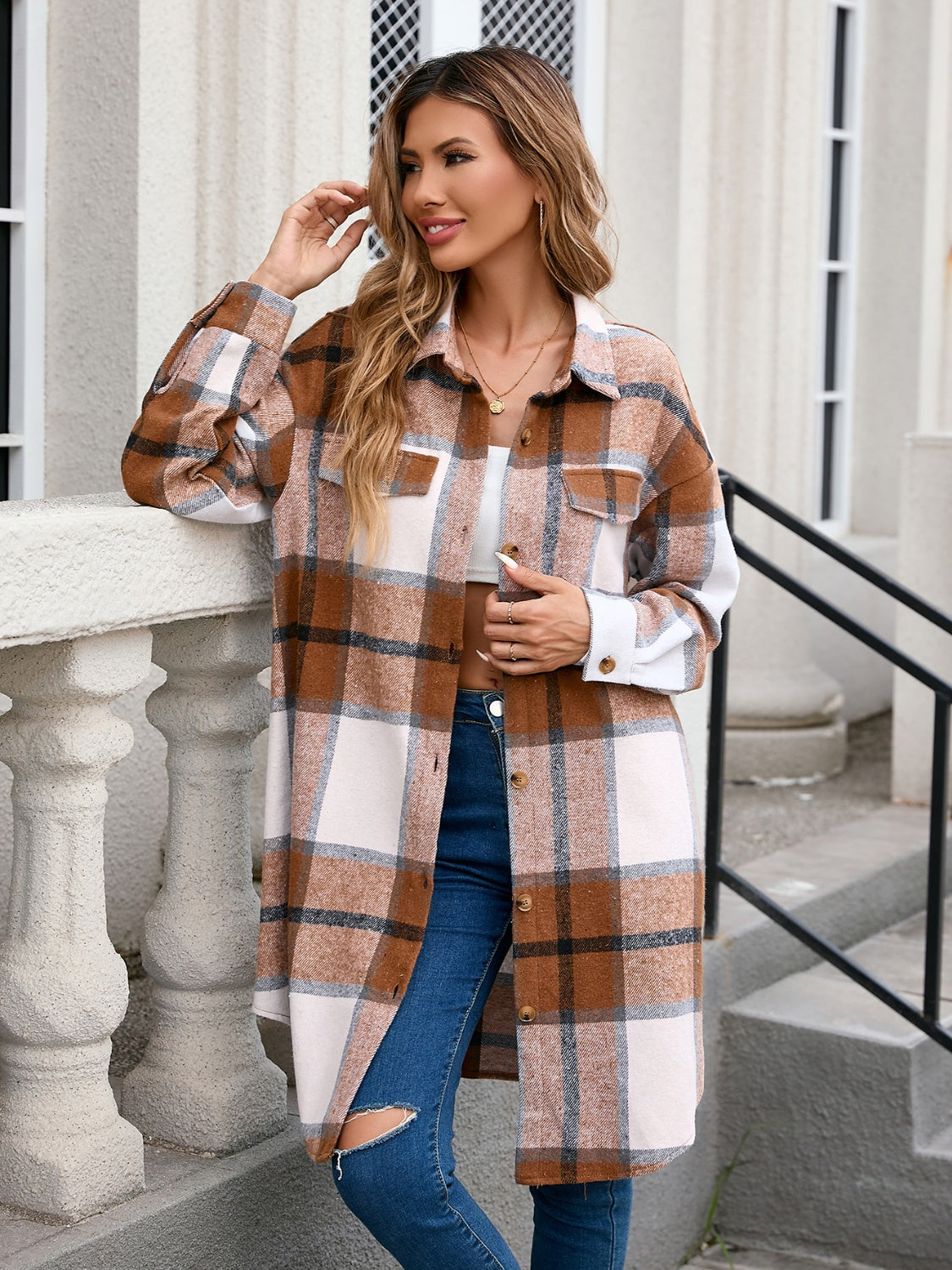 Elsa | Checked, long-sleeved outerwear with a button placket