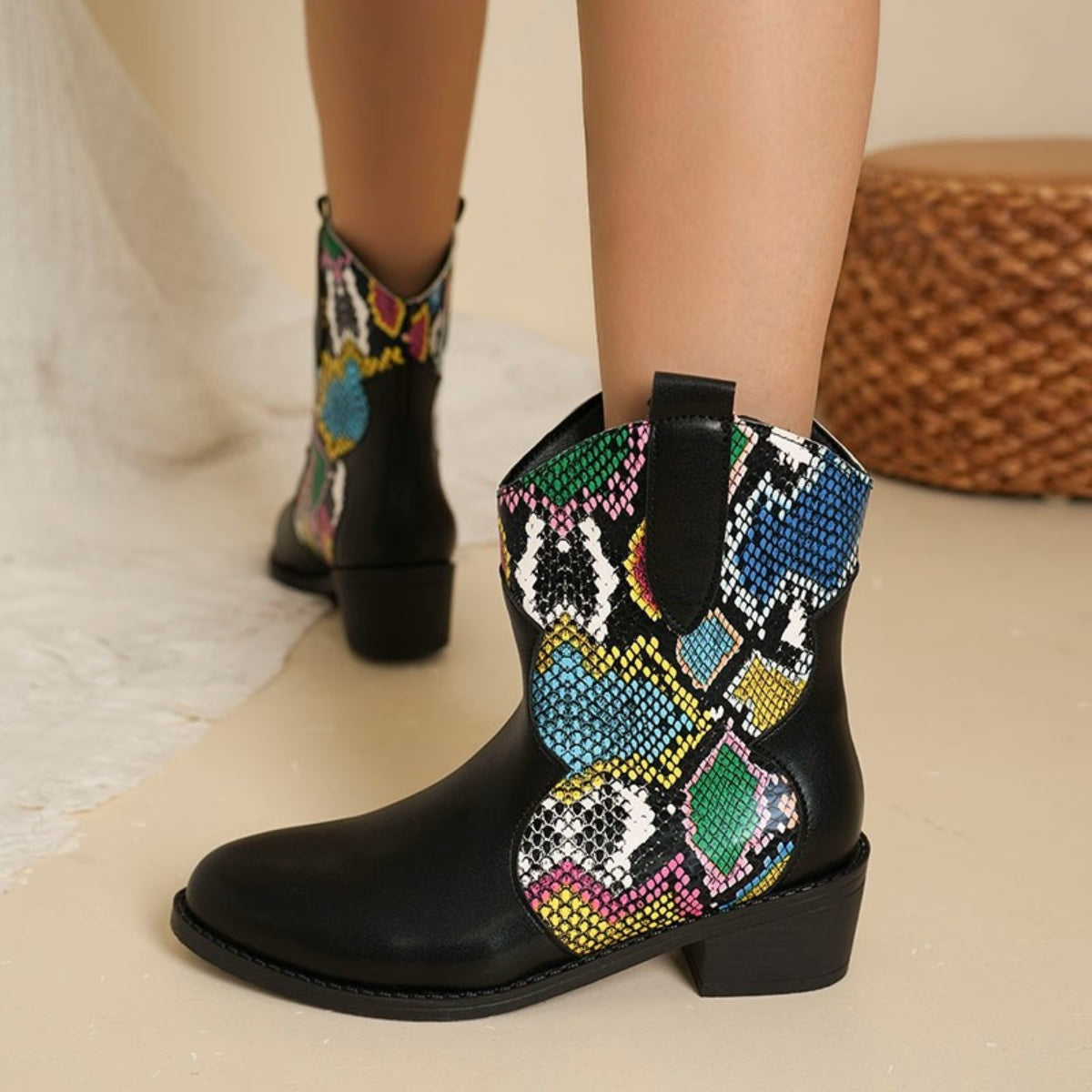 Carmen | High quality orthopedic boots