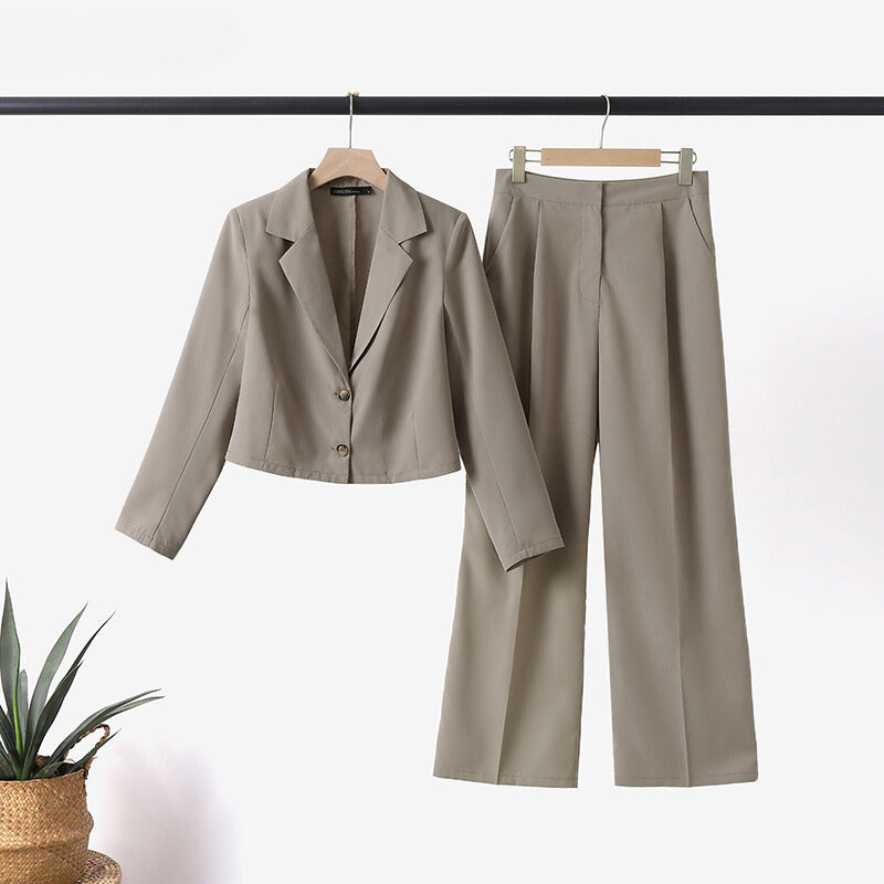 Graciela | Fashionable plus size business suit for women