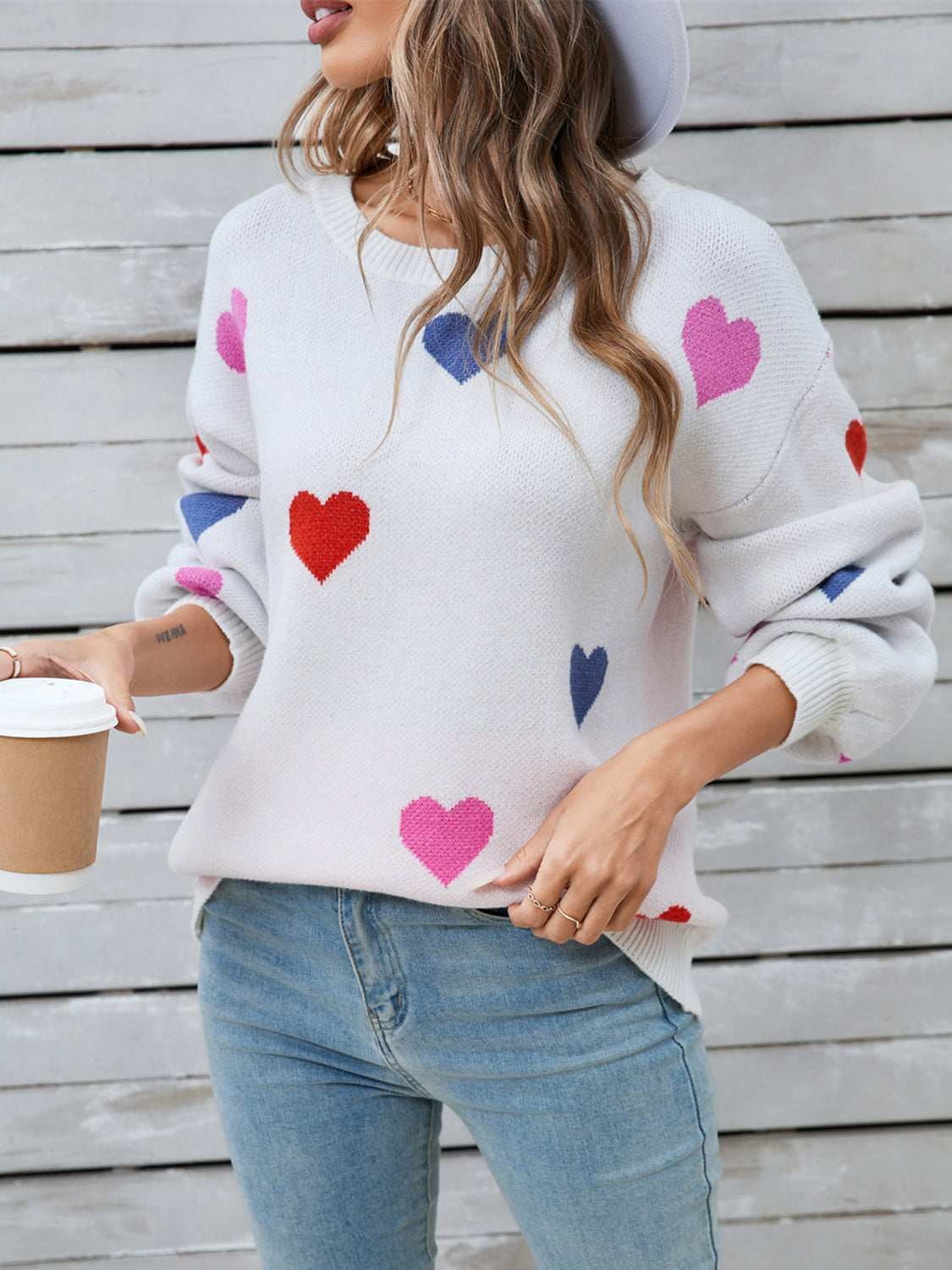 Ulla | Heart-shaped, long-sleeved crew neck sweater