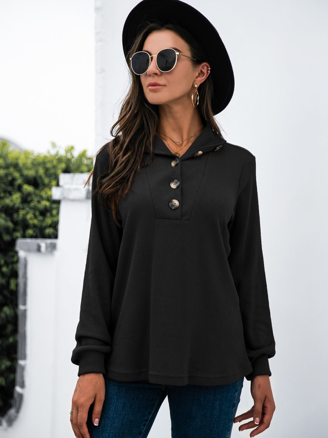 Renee | Half button t-shirt with long sleeves