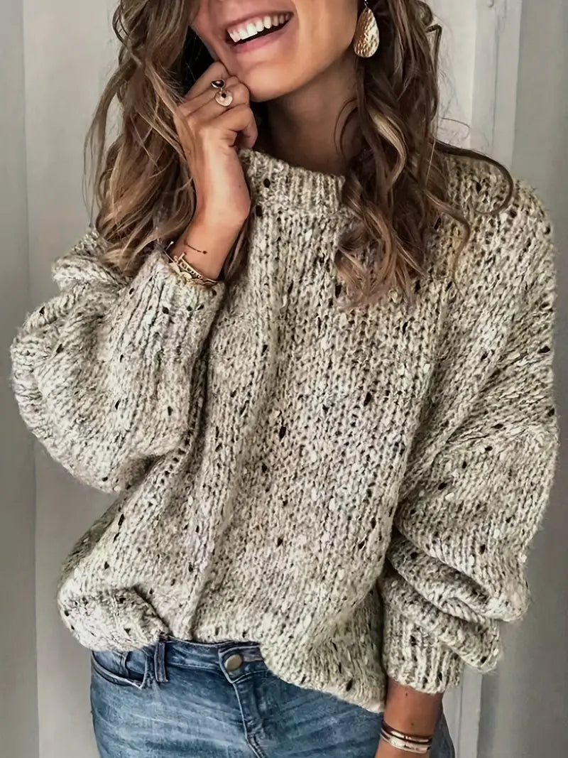 Monica® | Fashionable and minimalist winter sweater