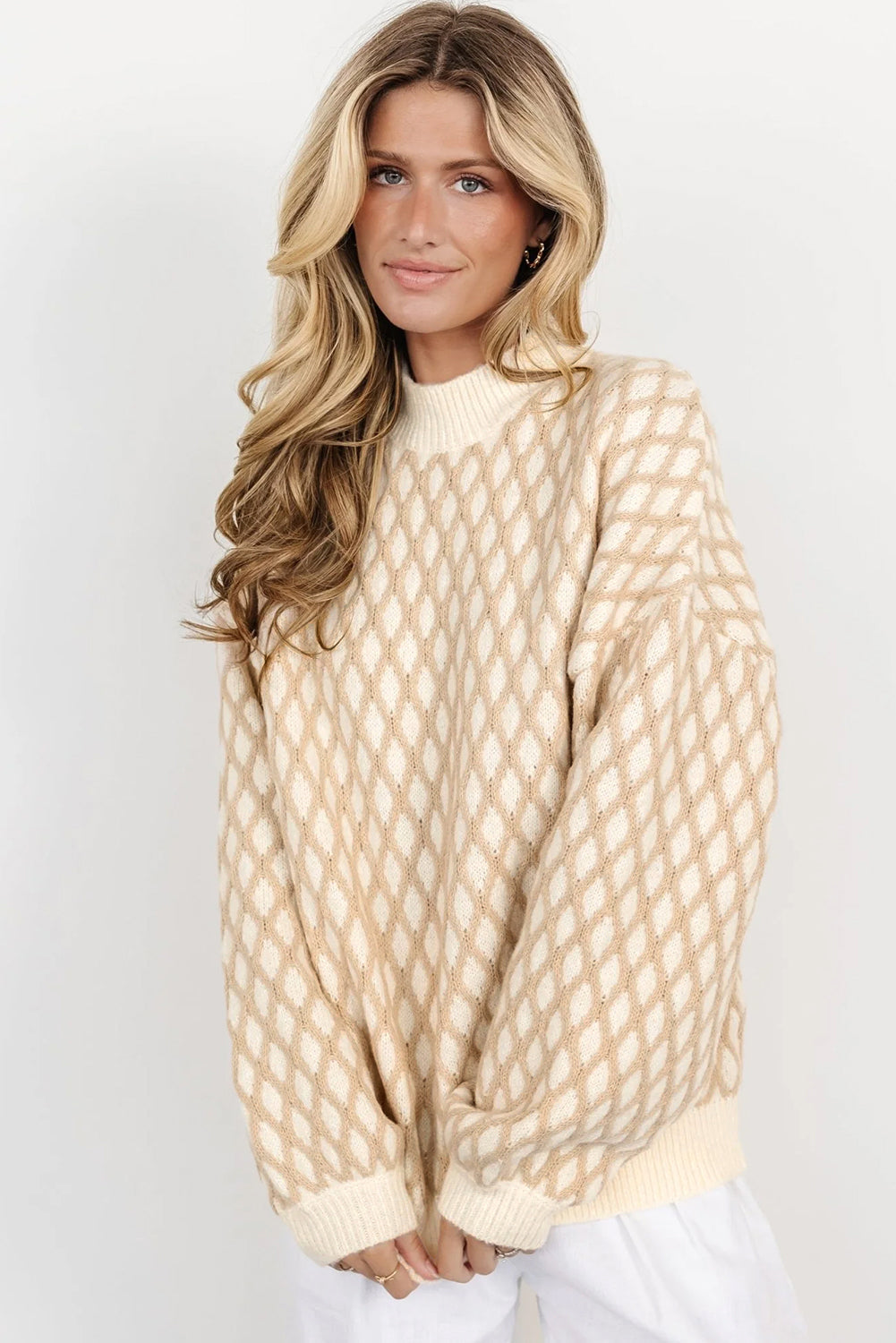 Miriam | Long-sleeved sweater with a stand-up collar and a diamond pattern