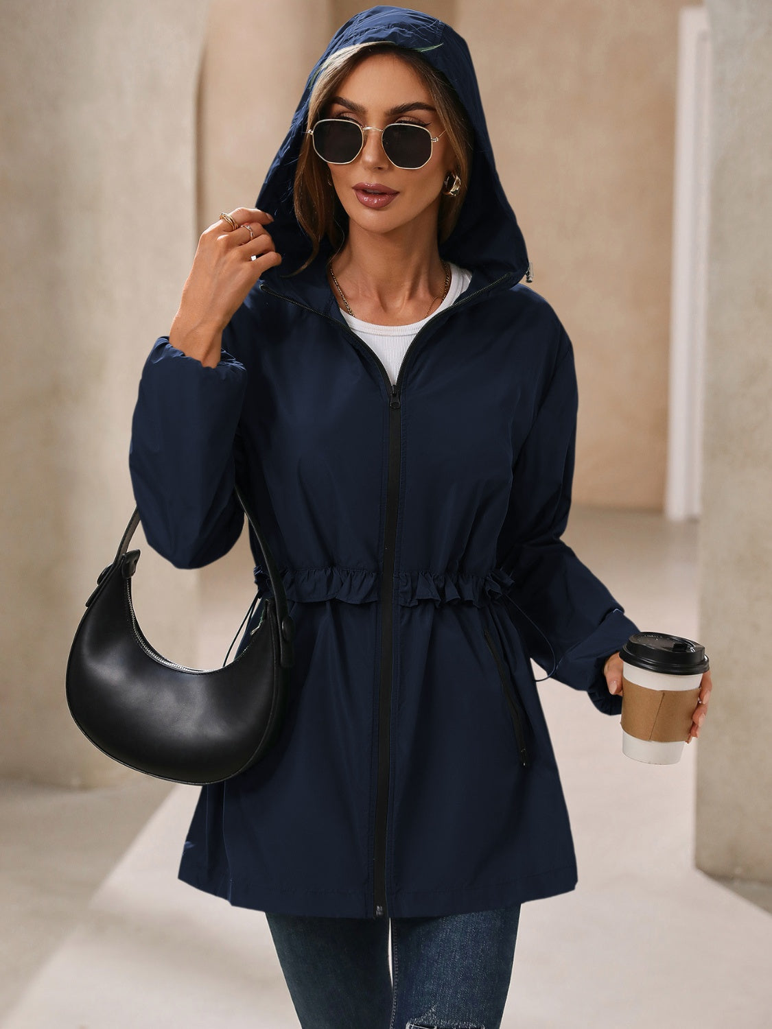 Paulina | Waterproof, long-sleeved outdoor windbreaker with hood