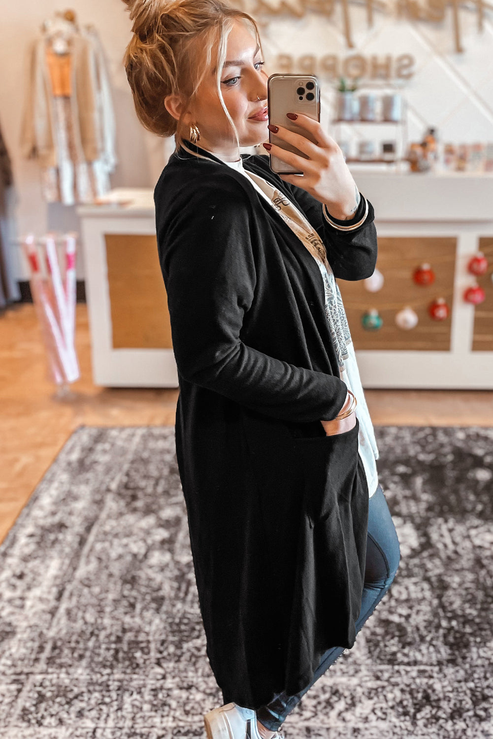 Marcela | Classic and elegant winter cardigan