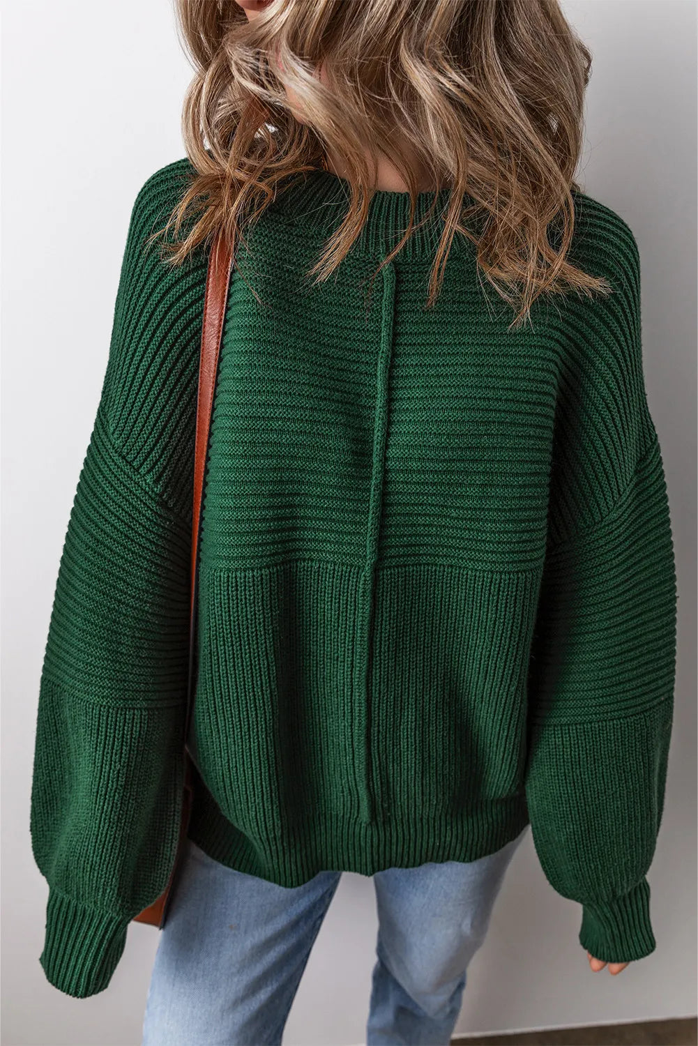 Monica | Round neck sweater with low shoulders