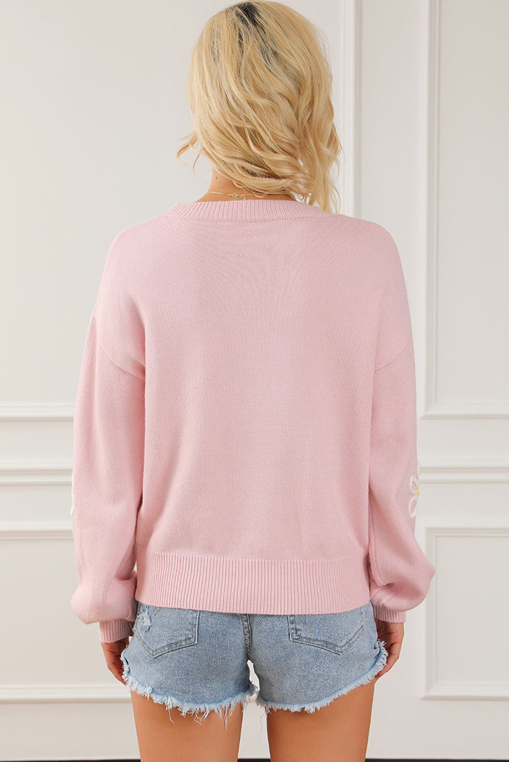 Teresa | Floral sweater with a crew neck and dropped shoulders