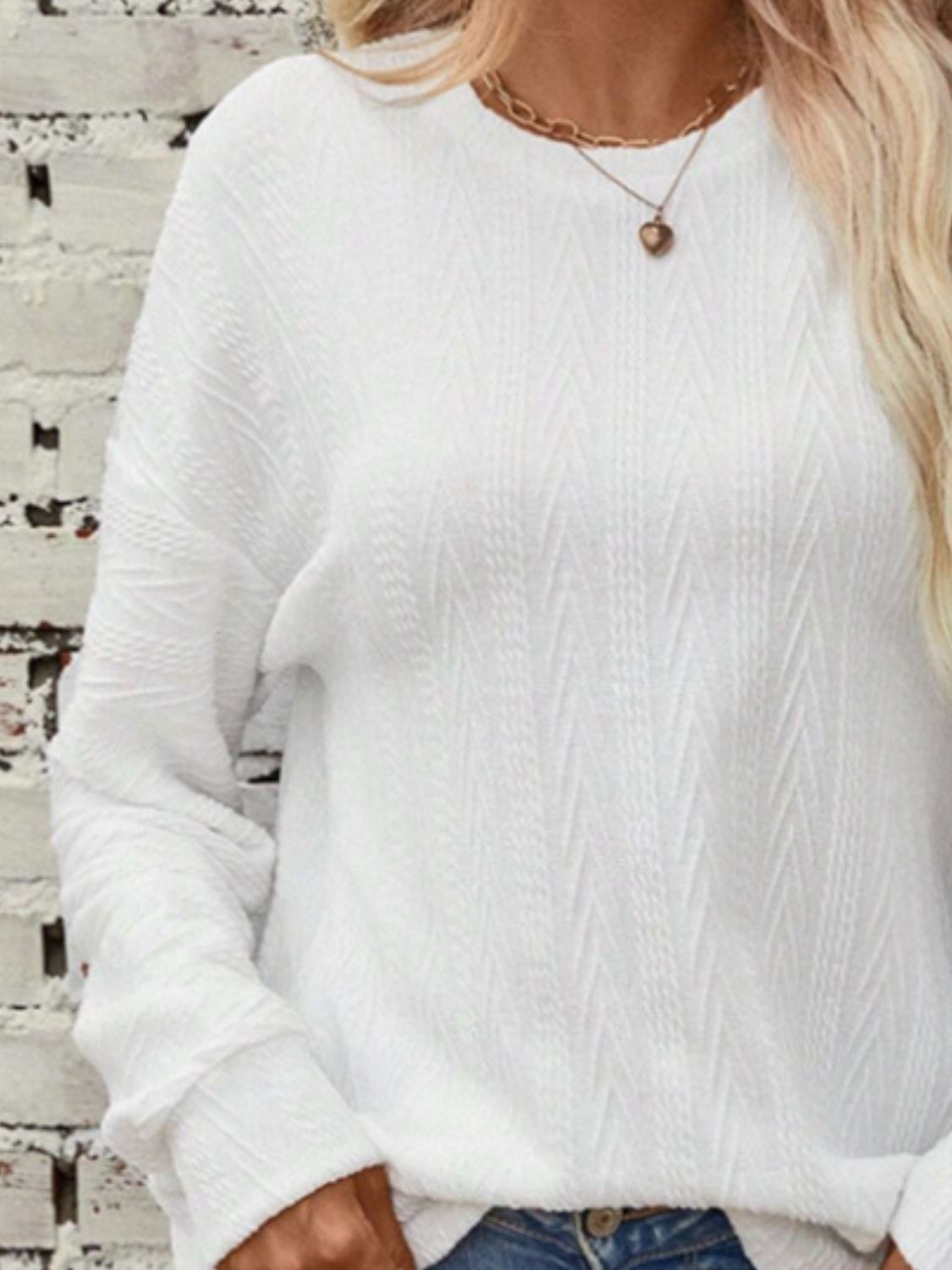 Fabienne | Structured long-sleeved crew neck t-shirt