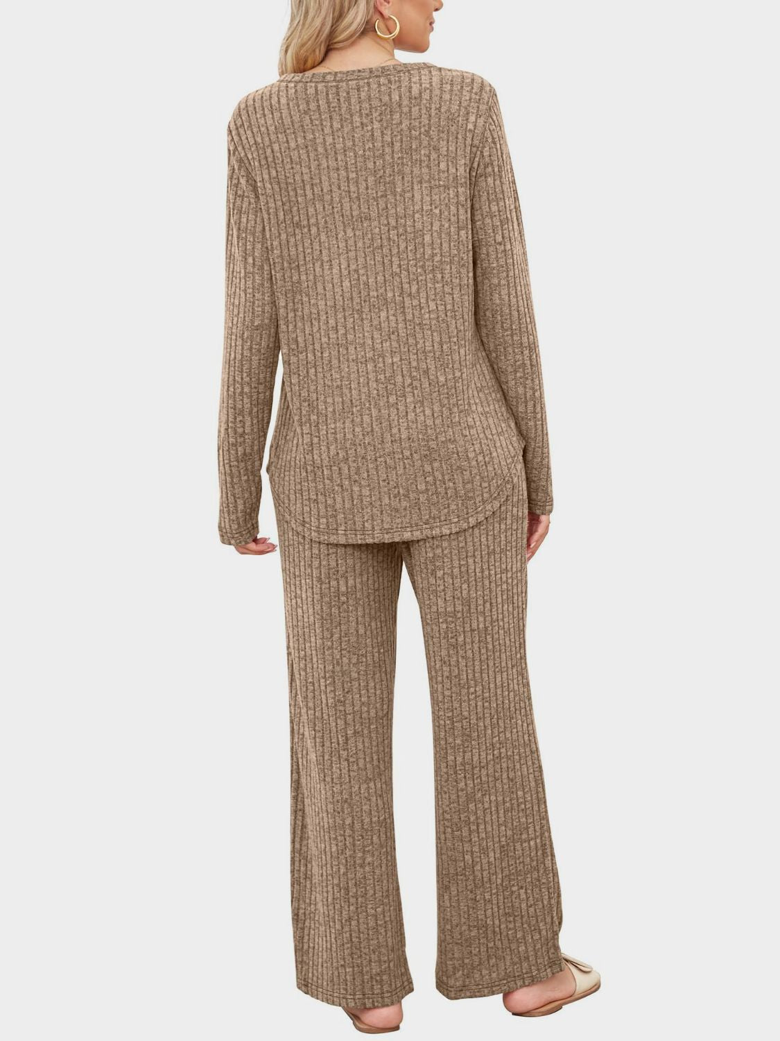 Henriette | Set consisting of a long-sleeved top and crew-neck trousers