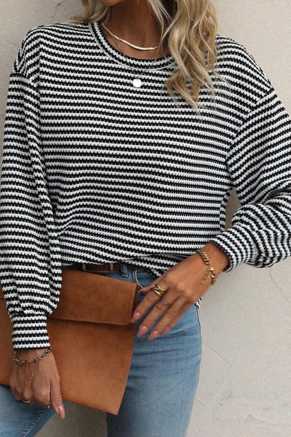 Xara | Striped, long-sleeved top with a crew neck