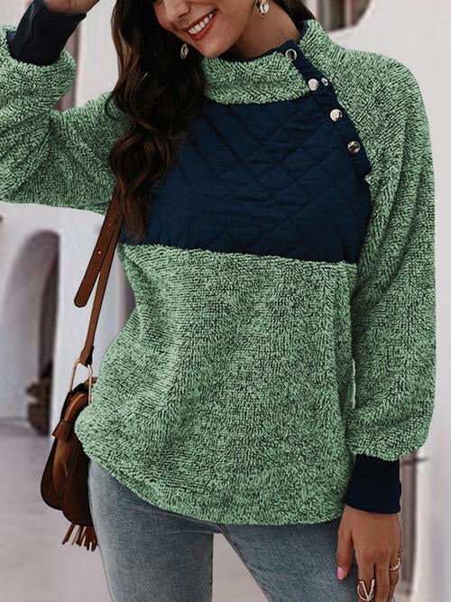 Thea | Fashionable and effortless shirt