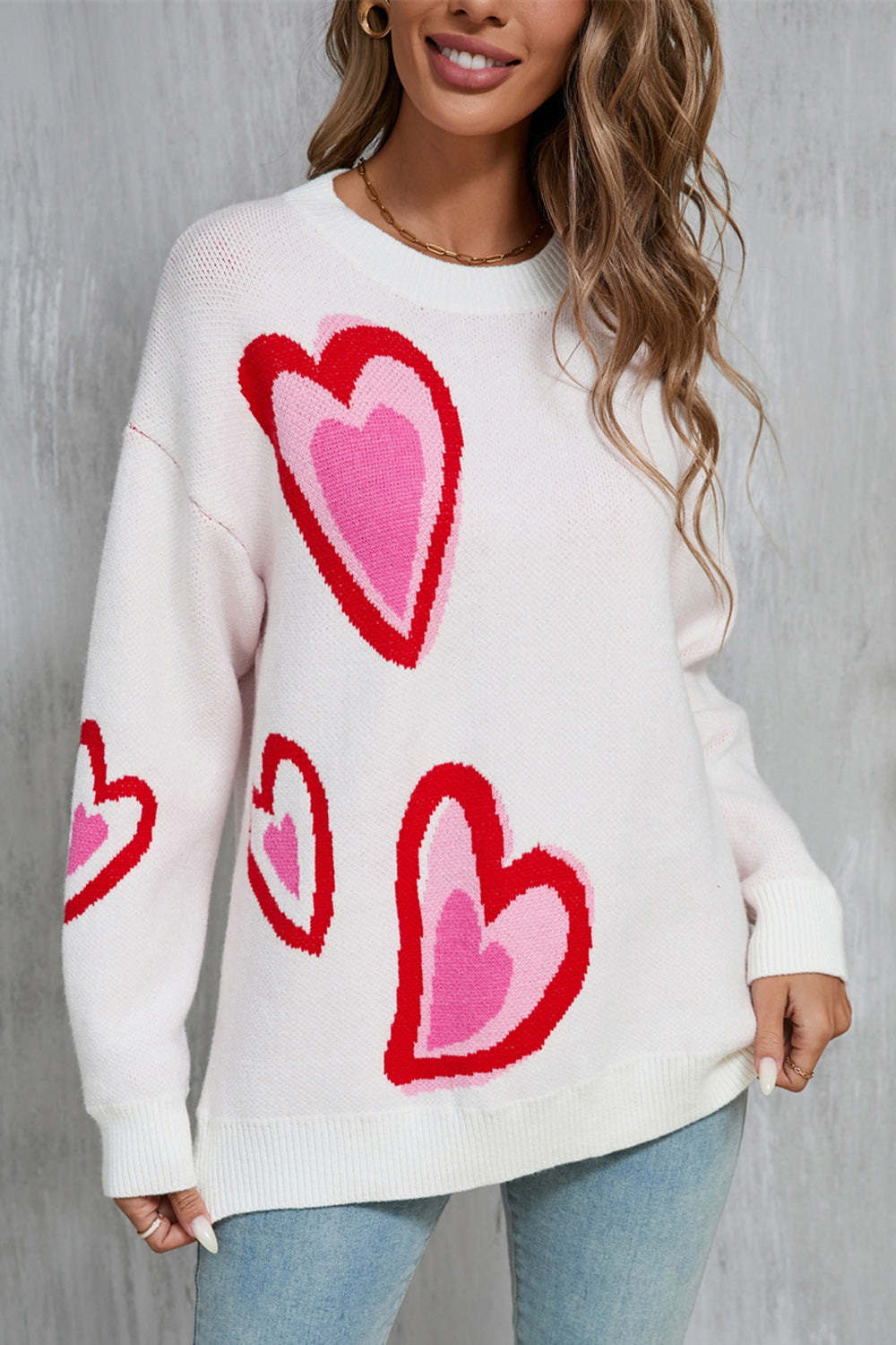 Elsa | Heart-shaped, long-sleeved crew neck sweater