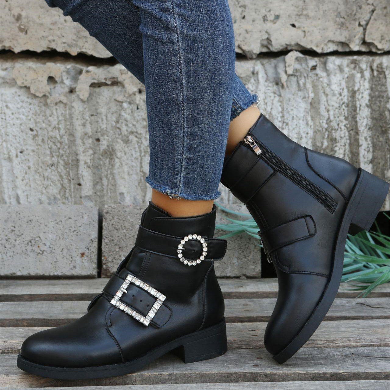 Yessica | Tailored and comfortable orthopedic boots